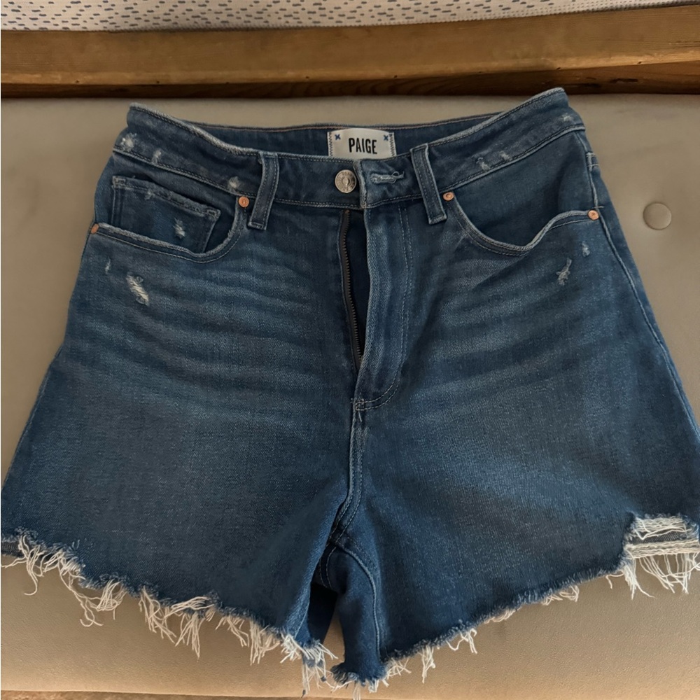 PAIGE Dani Shorts size 28-like new!
